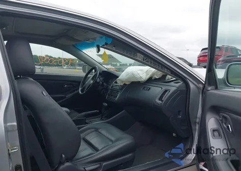 2001 Honda Accord 3.0 Ex z USA, uszkodzony, nr VIN 1HGCG22561A013863